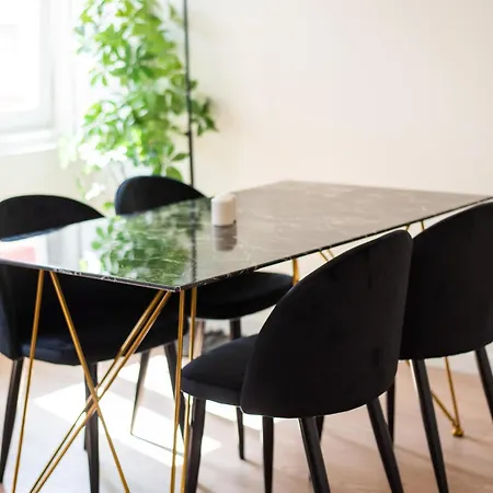 Апартаменти Pardal Rc A - Luxury 2 Bed In Alcantara