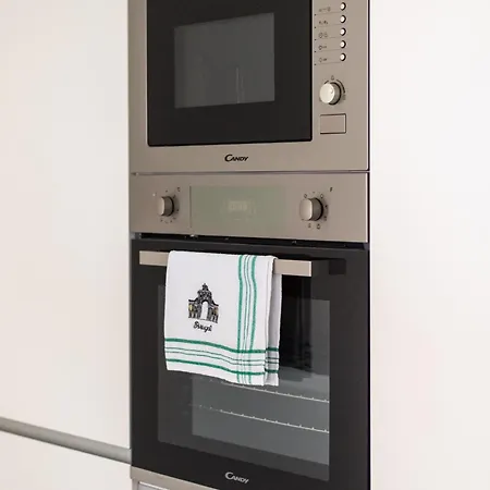 Апартаменты Pardal Rc A - Luxury 2 Bed In Alcantara