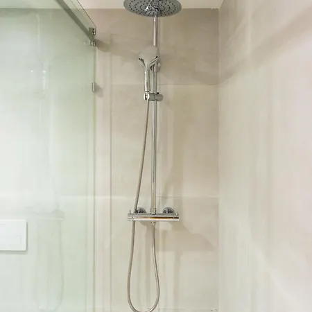 Pardal Rc A - Luxury 2 Bed In Alcantara * Lissabon